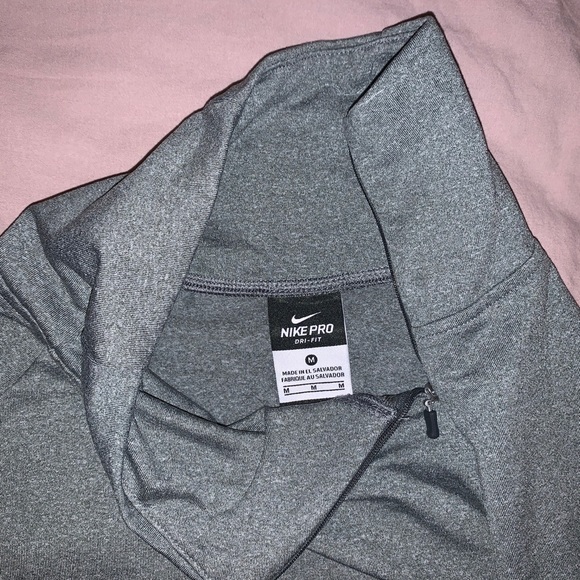 Nike Dri-Fit Sweatshirt M - Picture 3 of 6